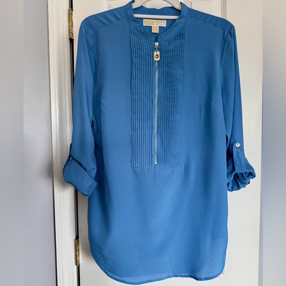 Michael Kors Blue Blouse Size Large with silver tone hardware - Picture 8 of 17